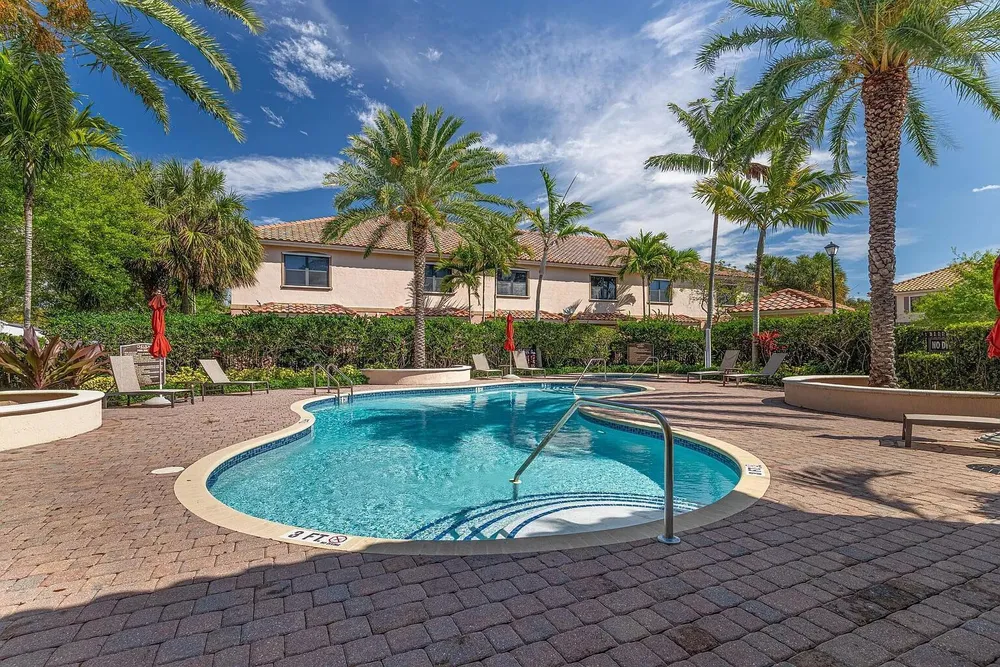 5973 NW 56th Ct, Tamarac, FL 33319