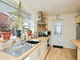 Oak Drive, Mickleover, DERBY thumb 3