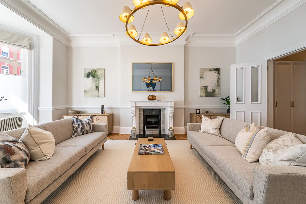 Roland Gardens, London, SW7 photo 35
