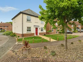 Neptune Close, Bradwell, Great Yarmouth photo