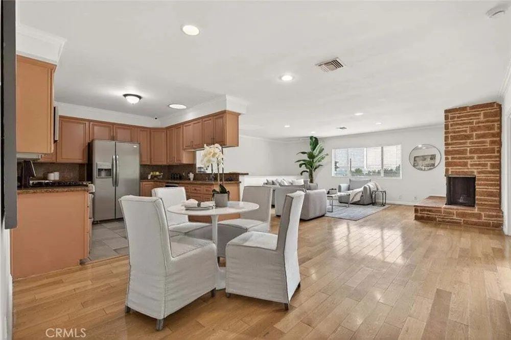 4809 Lowell Ave, La Crescenta, CA 91214