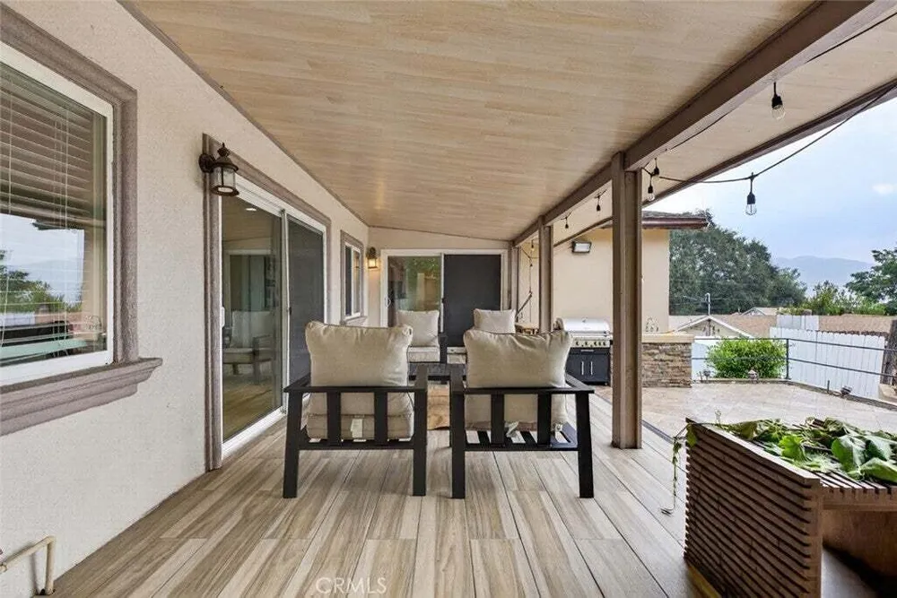 4809 Lowell Ave, La Crescenta, CA 91214