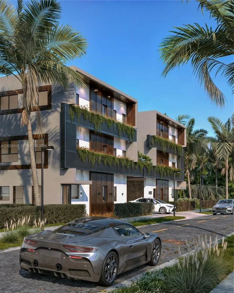 1534 SW 3rd St, Miami, FL 33135