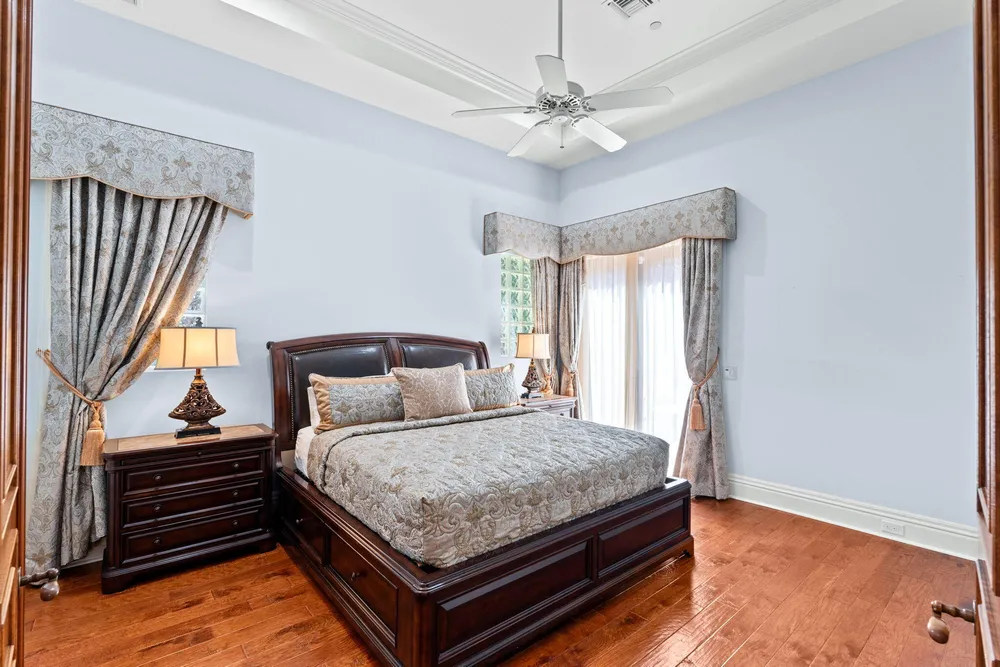 301 Mizner Lake Estates Dr, Boca Raton, FL 33432