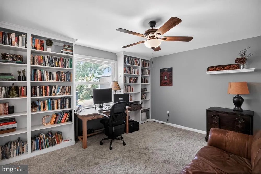 119 Sharrowvale Rd, Cherry Hill, NJ 08034