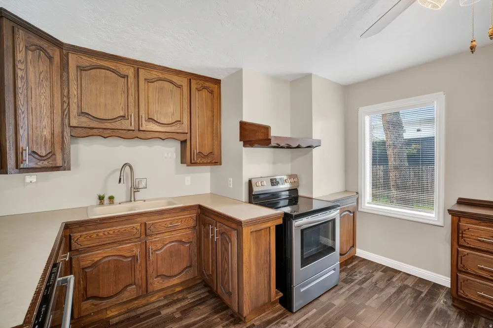 252 N Harrison Blvd, Ogden, UT 84404