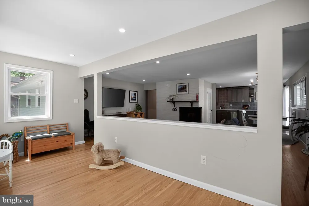 119 Sharrowvale Rd, Cherry Hill, NJ 08034