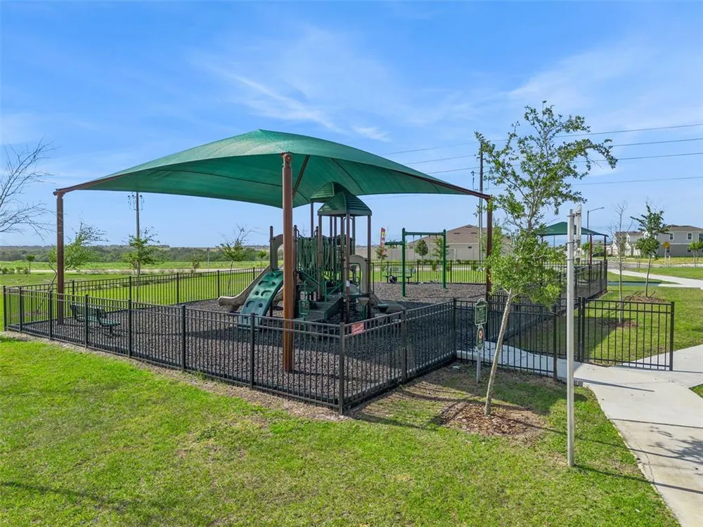 4015 Gardenia Ave, Haines City, FL 33844-9757