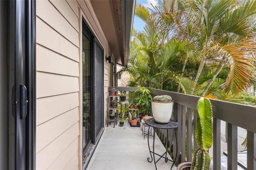 1702 Glenhouse Dr, Sarasota, FL 34231