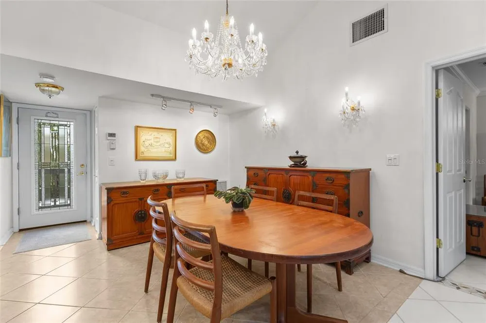 1702 Glenhouse Dr, Sarasota, FL 34231