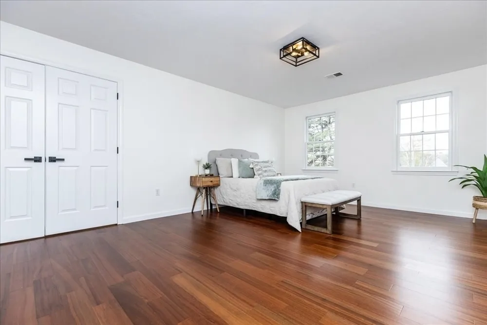 16 Shipley Cir, Westford, MA 01886