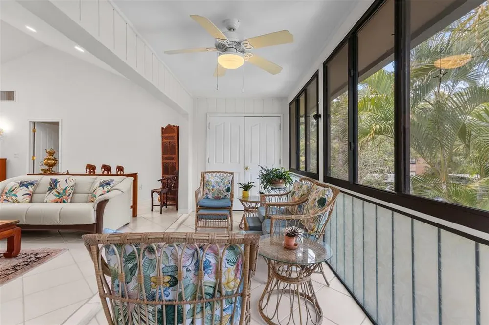 1702 Glenhouse Dr, Sarasota, FL 34231