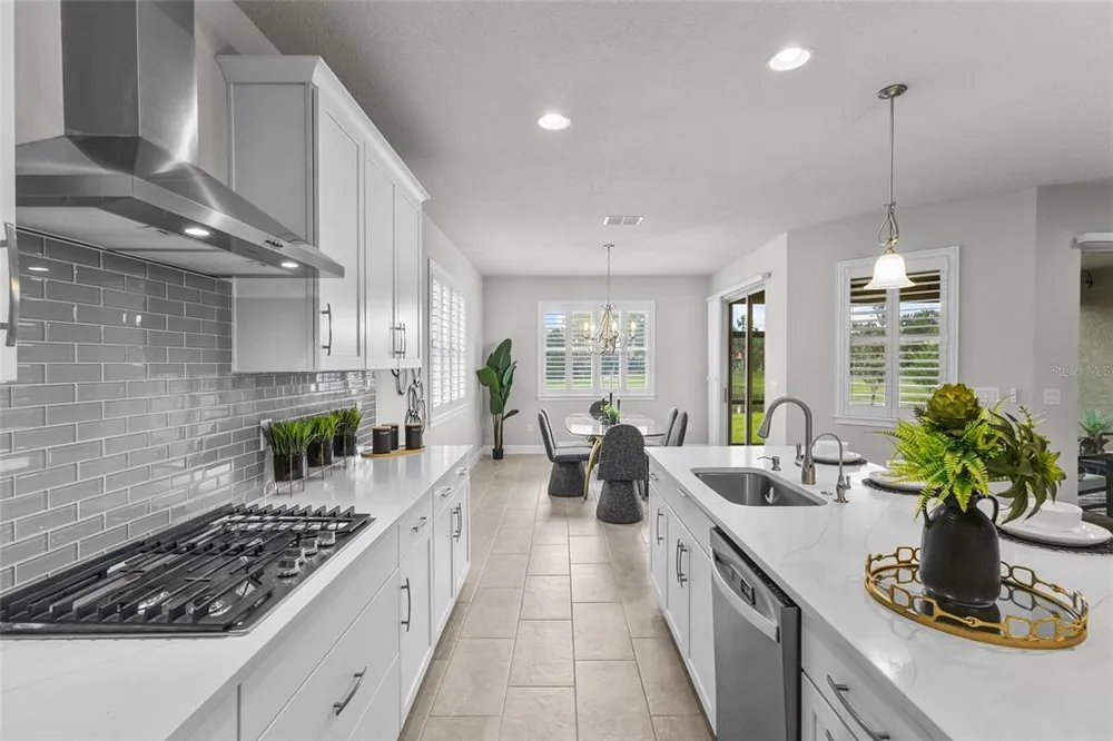 5745 Long Shore Loop, Sarasota, FL 34238