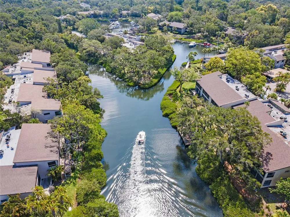 1702 Glenhouse Dr, Sarasota, FL 34231