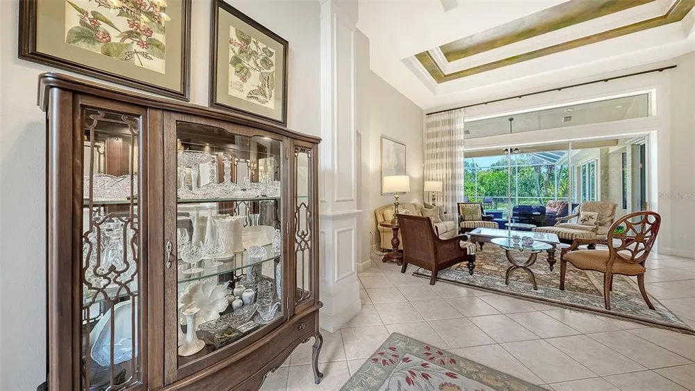 8923 Bloomfield Blvd, Sarasota, FL 34238