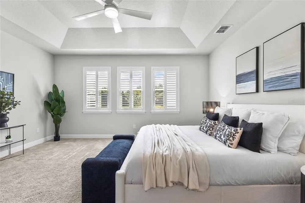 5745 Long Shore Loop, Sarasota, FL 34238