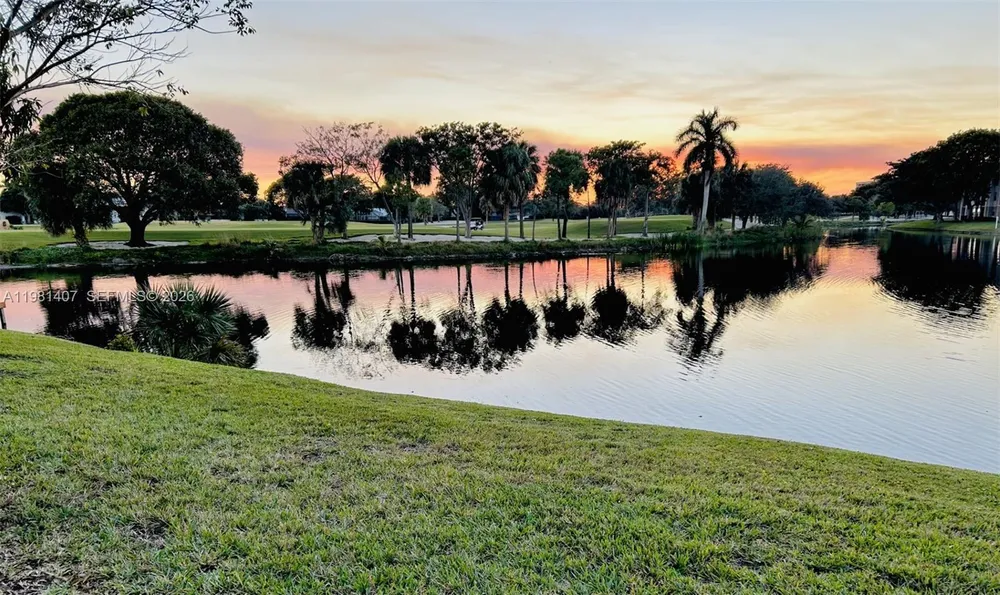 211 SW 87th Terrace, Plantation, FL 33324