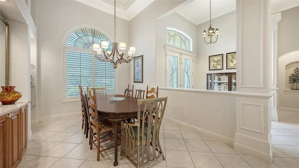 8923 Bloomfield Blvd, Sarasota, FL 34238