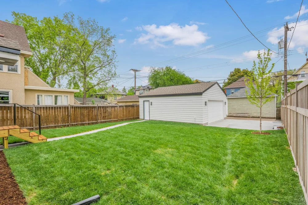 3213 Holmes Ave S, Minneapolis, MN 55408