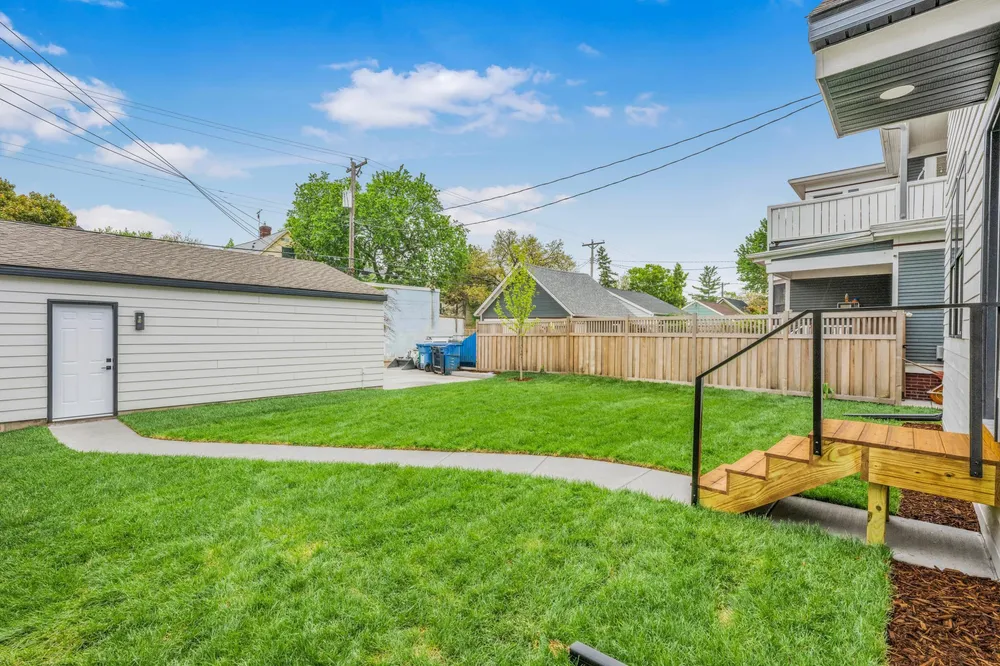 3213 Holmes Ave S, Minneapolis, MN 55408