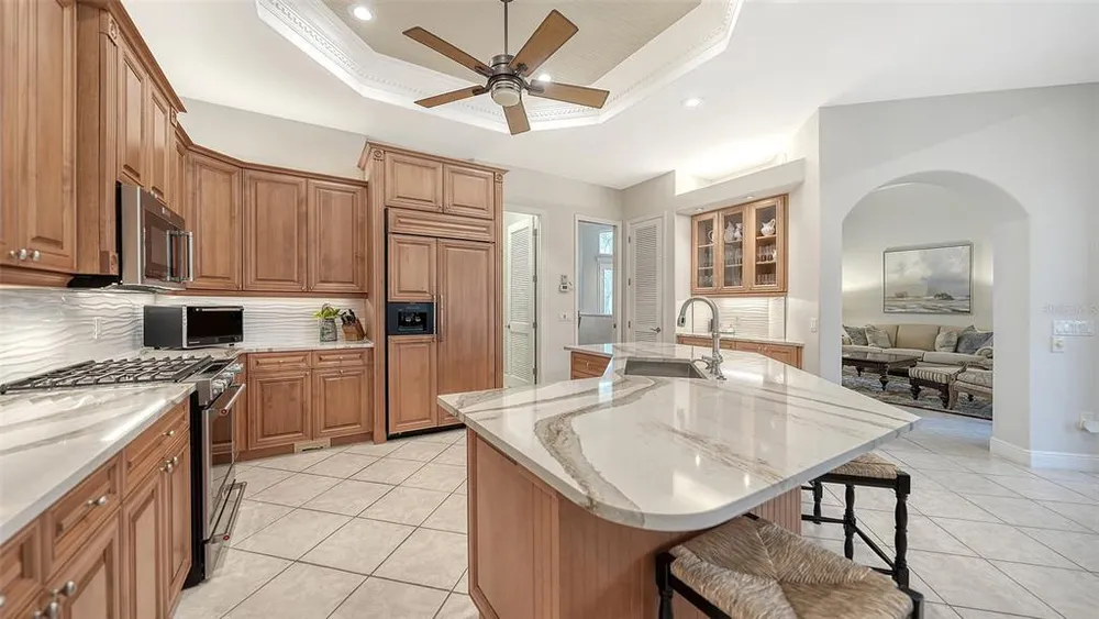 8923 Bloomfield Blvd, Sarasota, FL 34238
