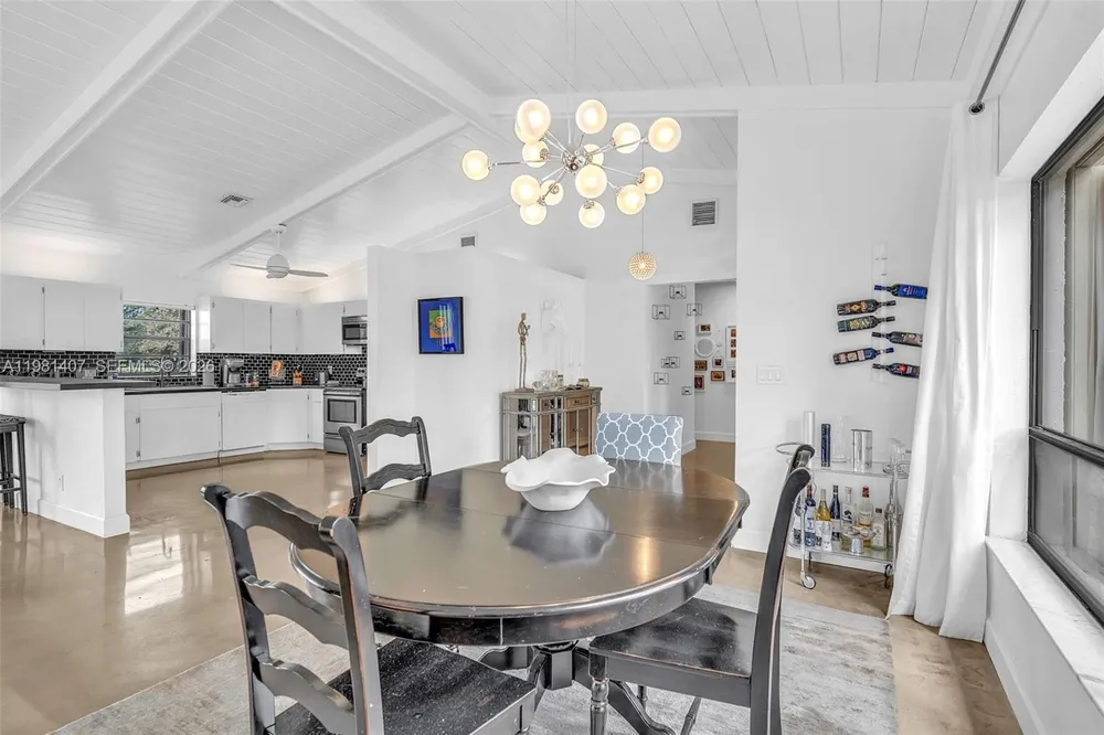 211 SW 87th Terrace, Plantation, FL 33324