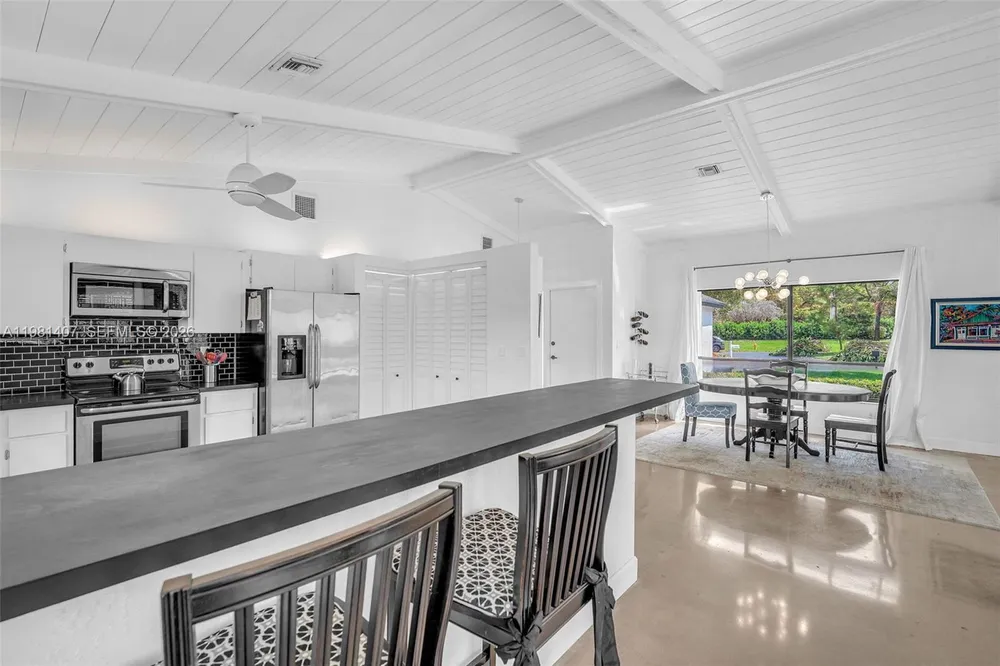 211 SW 87th Terrace, Plantation, FL 33324