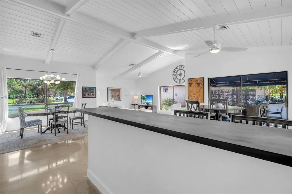 211 SW 87th Terrace, Plantation, FL 33324