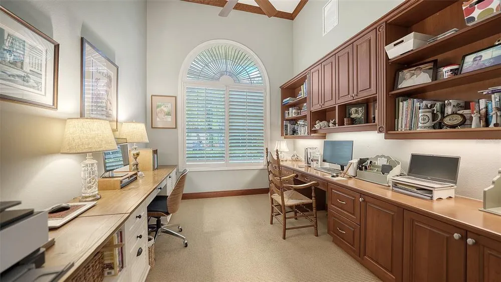 8923 Bloomfield Blvd, Sarasota, FL 34238