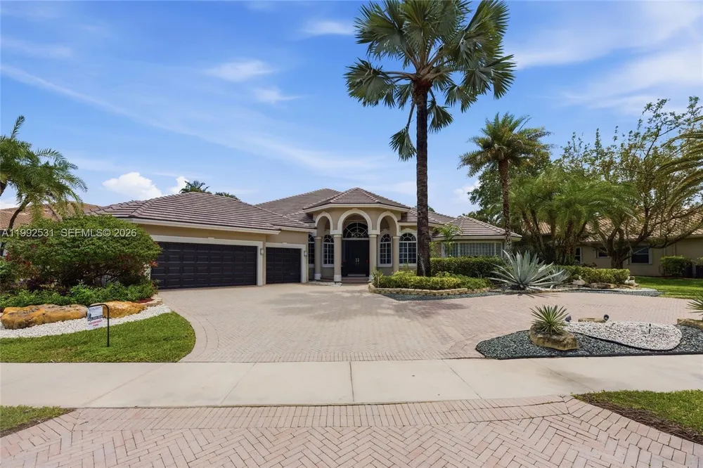 2488 Provence Cir, Weston, FL 33327