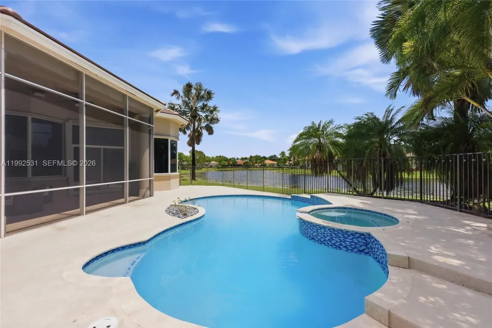 2488 Provence Cir, Weston, FL 33327