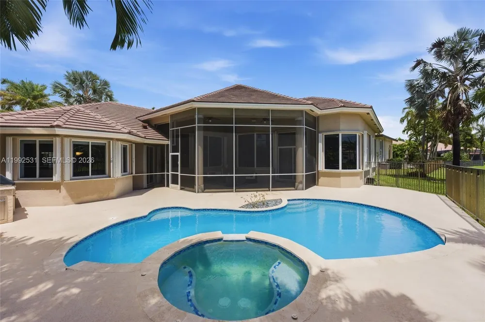 2488 Provence Cir, Weston, FL 33327