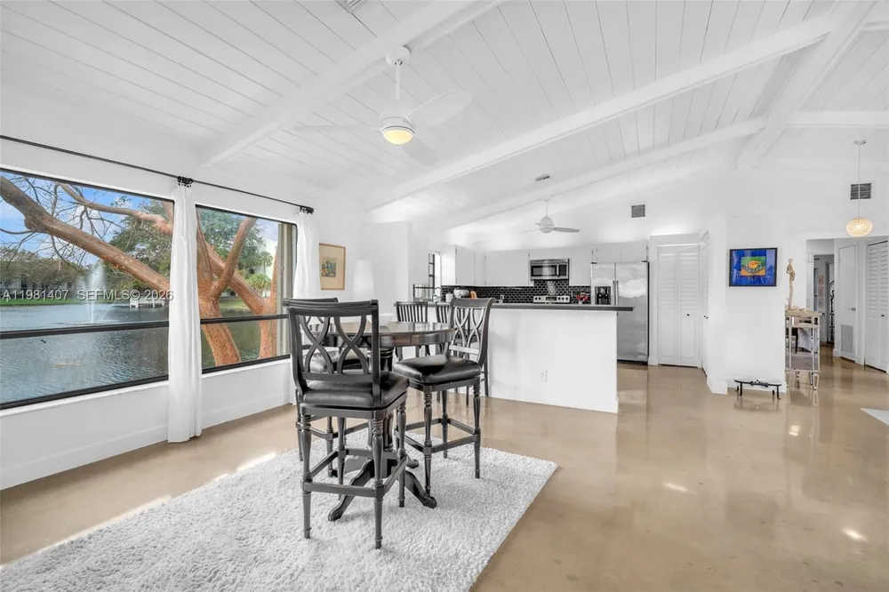 211 SW 87th Terrace, Plantation, FL 33324
