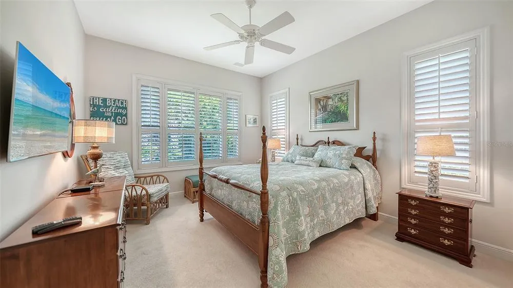 8923 Bloomfield Blvd, Sarasota, FL 34238