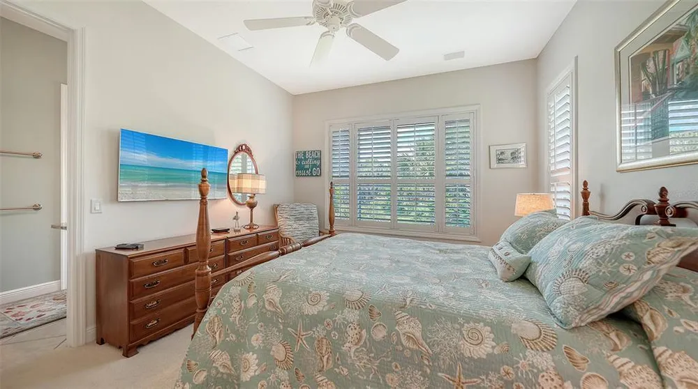 8923 Bloomfield Blvd, Sarasota, FL 34238