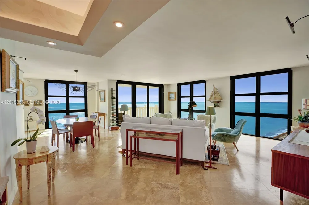 1111 Crandon Blvd, Key Biscayne, FL 33149