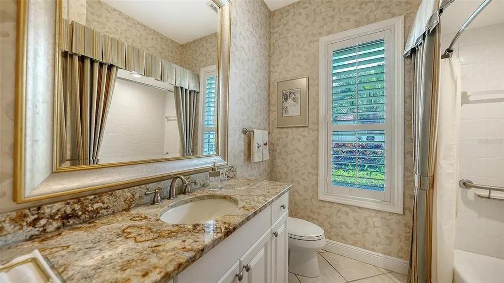8923 Bloomfield Blvd, Sarasota, FL 34238