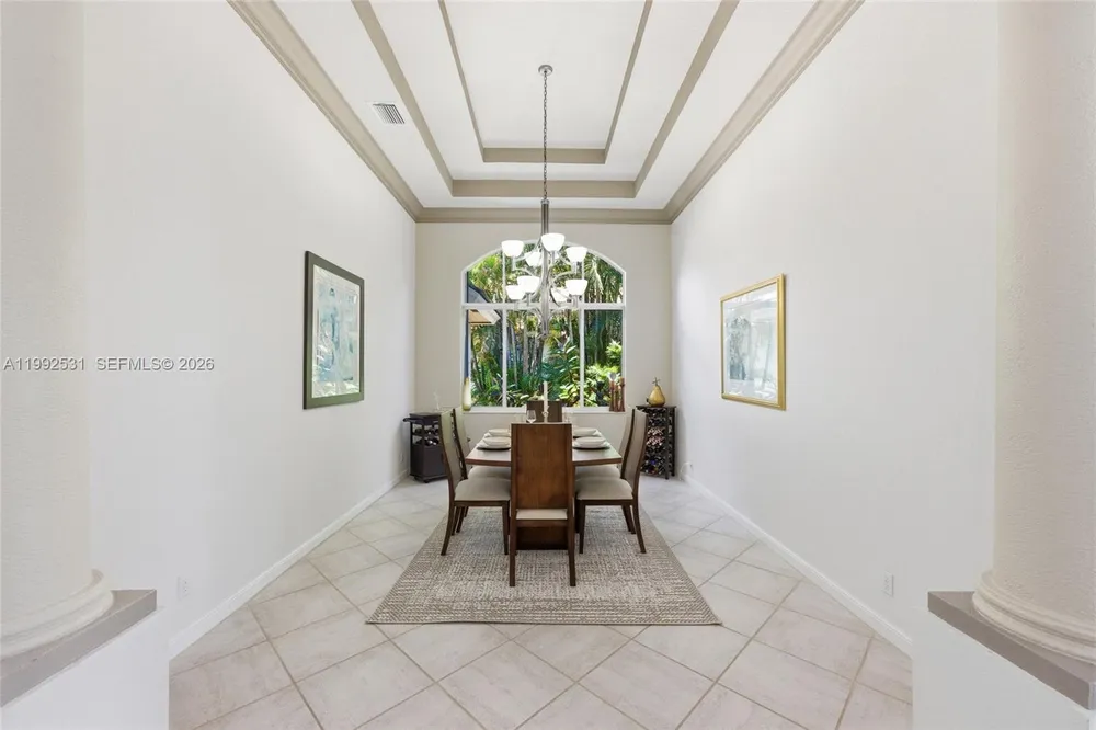 2488 Provence Cir, Weston, FL 33327