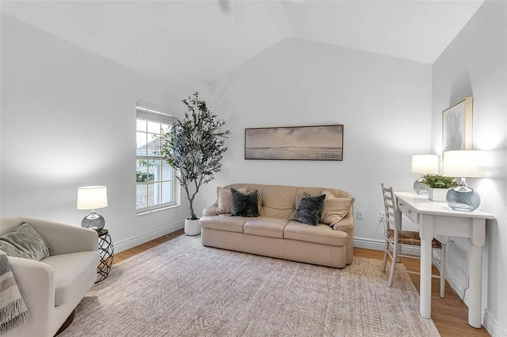 8340 Wingate Dr, Sarasota, FL 34238