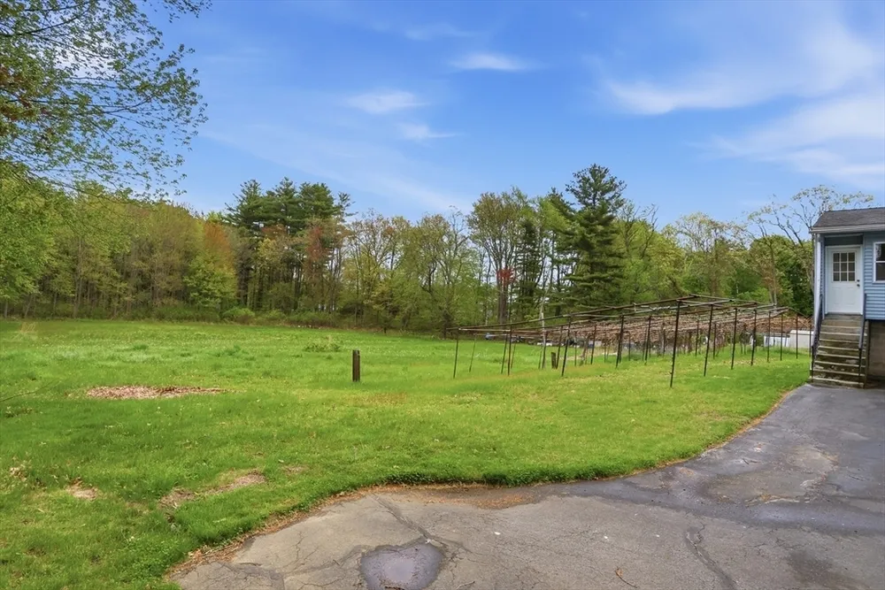 107 Salisbury St, Dracut, MA 01826