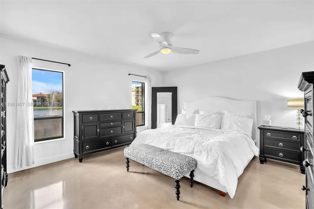 211 SW 87th Terrace, Plantation, FL 33324