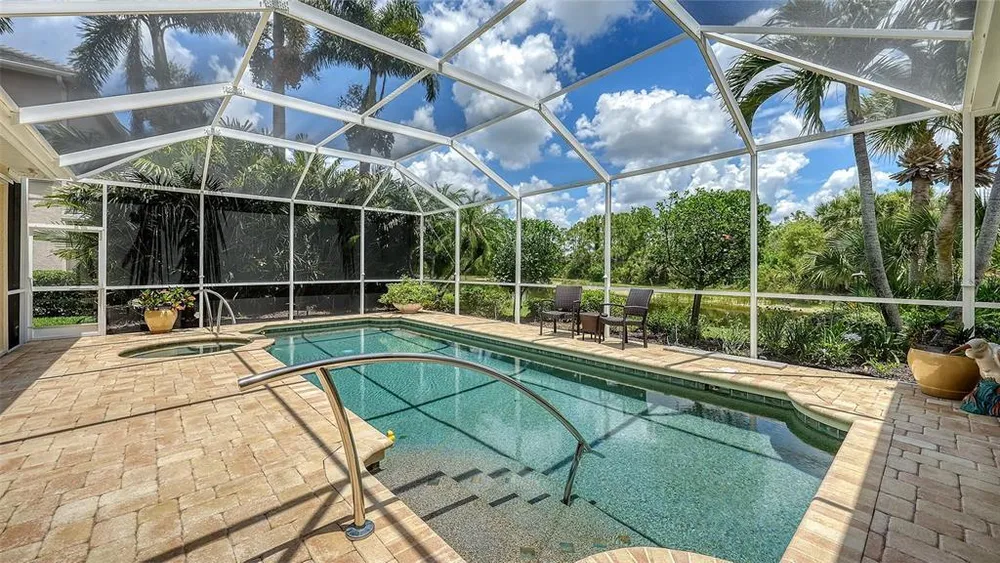 8923 Bloomfield Blvd, Sarasota, FL 34238