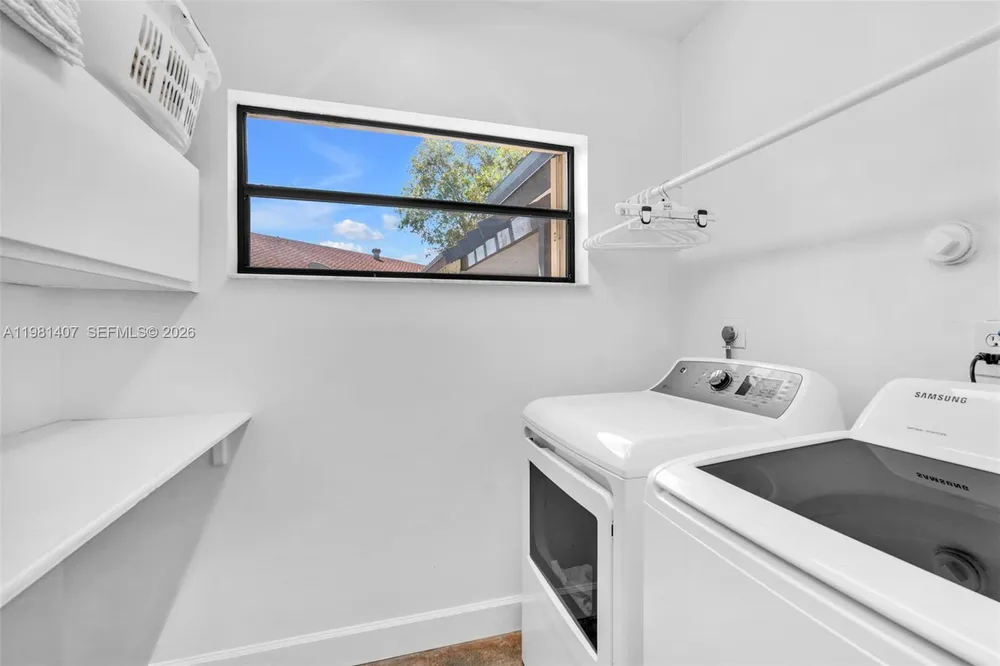 211 SW 87th Terrace, Plantation, FL 33324