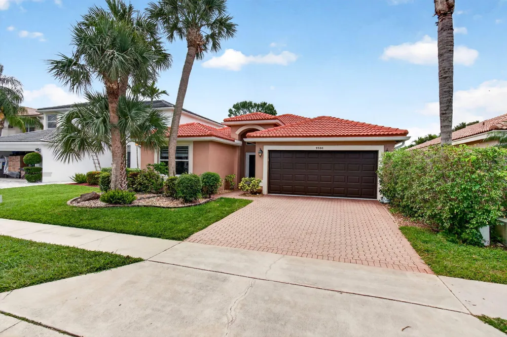 9380 Fox Trot Ln, Boca Raton, FL 33496