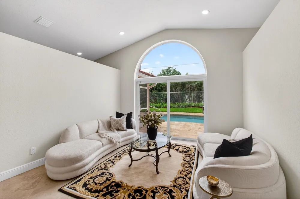 9380 Fox Trot Ln, Boca Raton, FL 33496