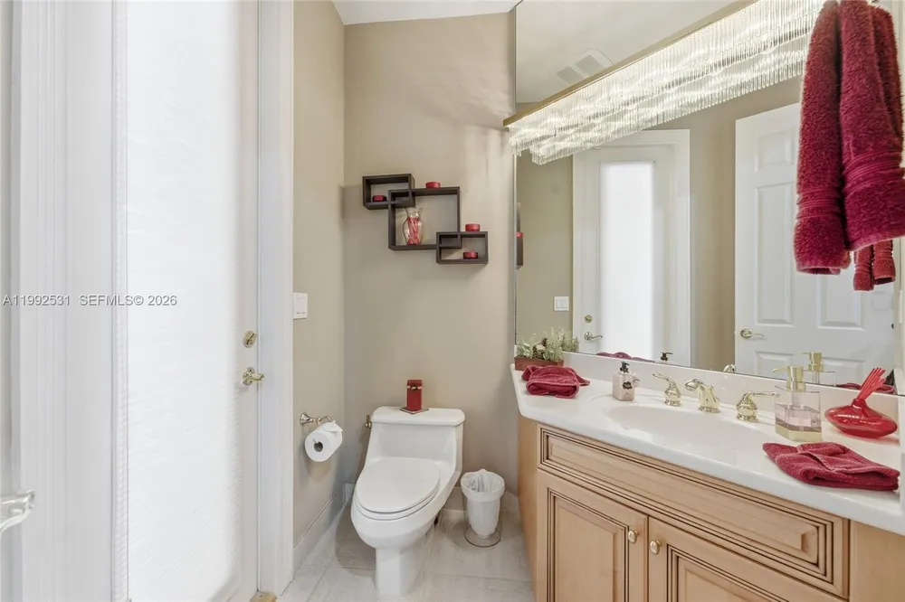 2488 Provence Cir, Weston, FL 33327