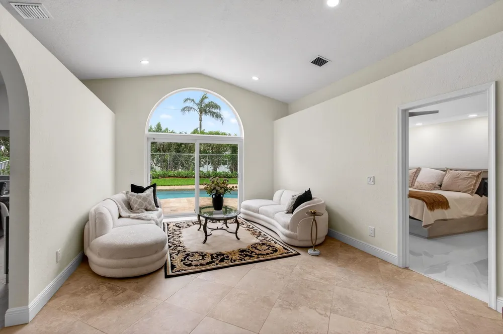 9380 Fox Trot Ln, Boca Raton, FL 33496