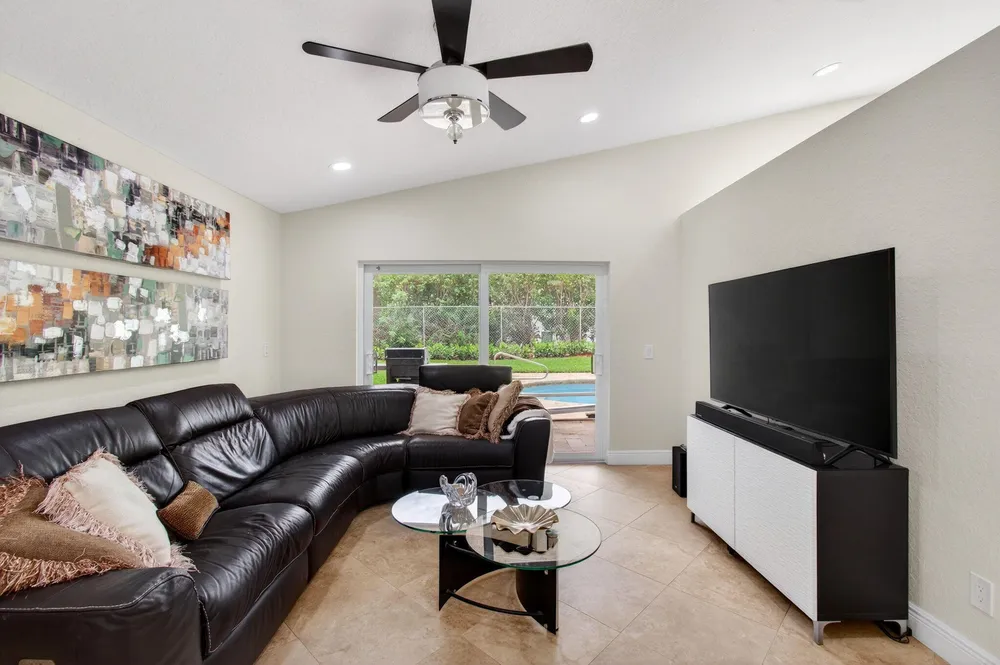 9380 Fox Trot Ln, Boca Raton, FL 33496
