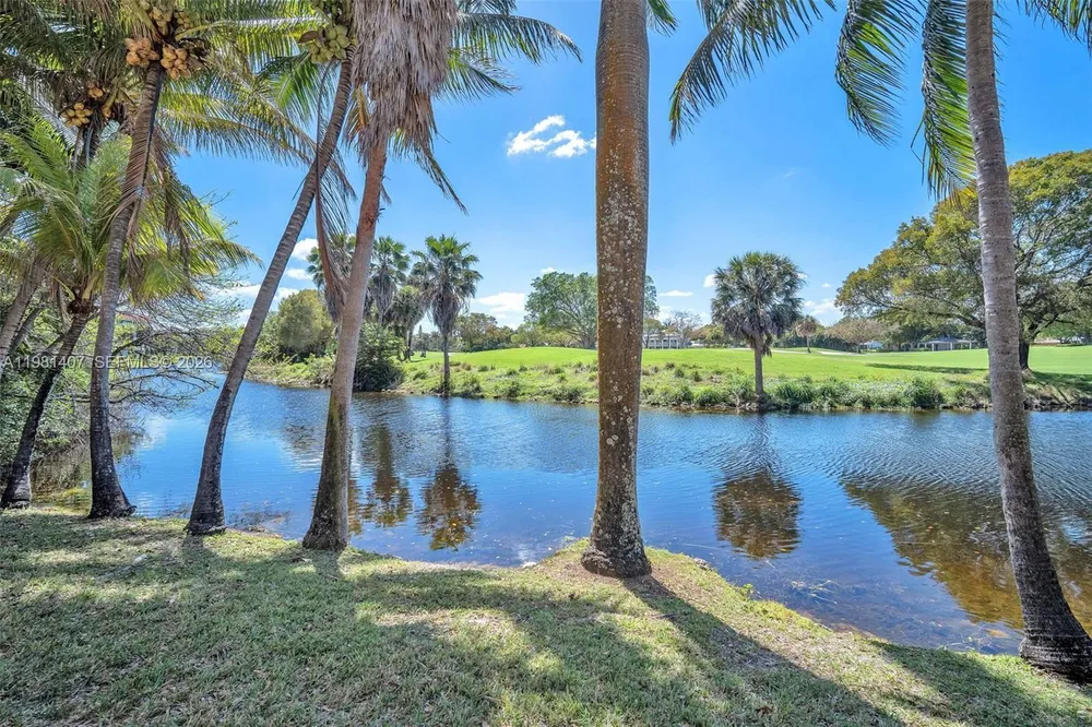 211 SW 87th Terrace, Plantation, FL 33324