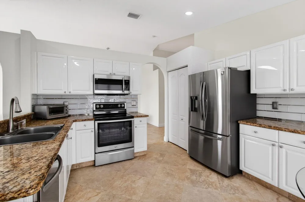 9380 Fox Trot Ln, Boca Raton, FL 33496